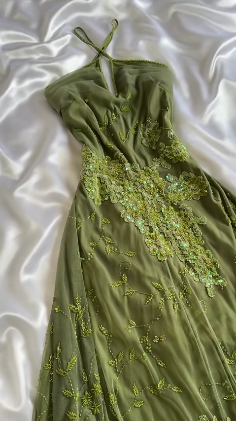 Hermoso vestido de fiesta corto de gasa con cuello halter verde, apliques y cuentas, estilo vintage ED02787