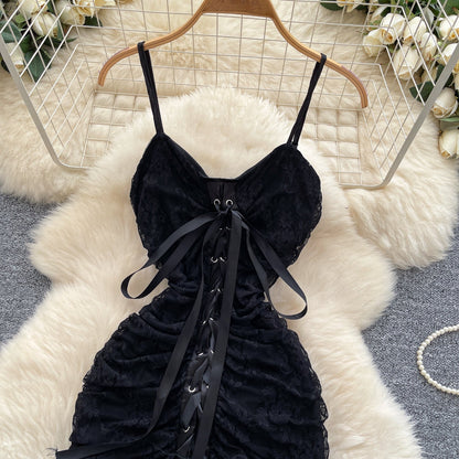 Vestido de fiesta corto de encaje ajustado con tirantes finos blanco ED02903