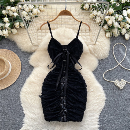 Vestido de fiesta corto de encaje ajustado con tirantes finos blanco ED02903