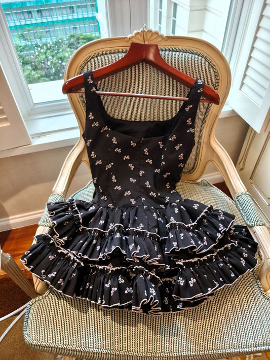 Elegante vestido de fiesta corto de satén con escote cuadrado negro, corte A, vestido de cóctel ED02956