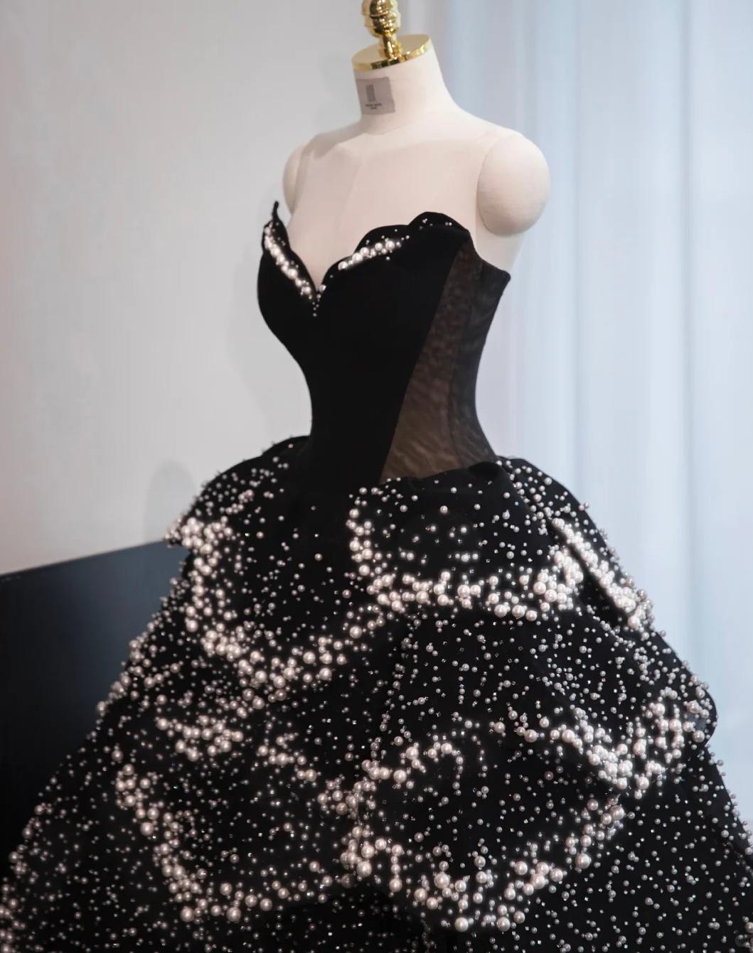 Stunning Black Strapless A-Line Velvet Beaded Long Evening Gown Elegant Wedding Dress ED03016
