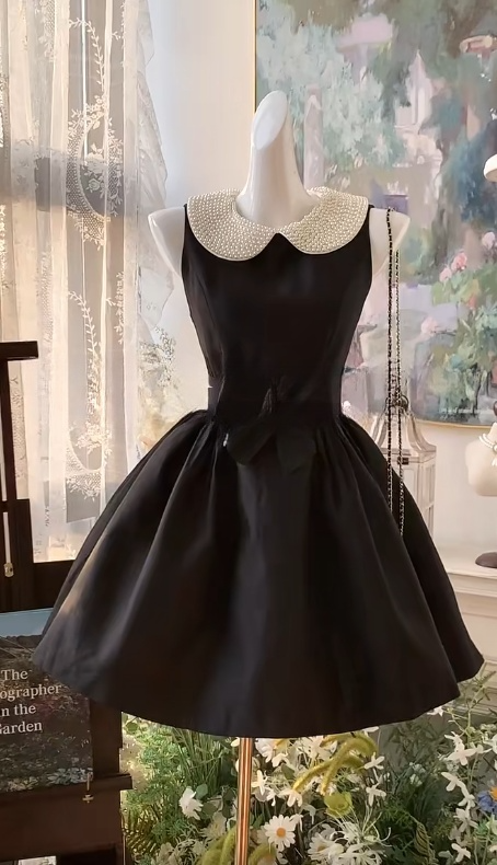 Elegante vestido negro de satén con cuentas, corte A, corto, para cumpleaños, noche y uso diario ED03042
