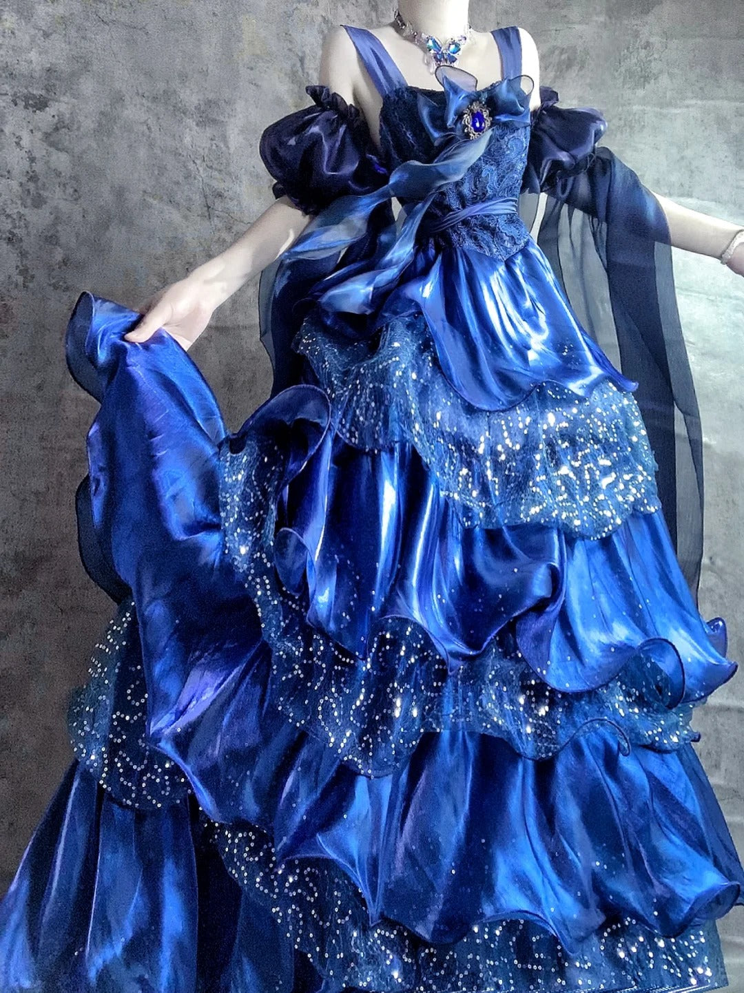 Hermosos vestidos de fiesta largos de satén con lentejuelas y tirantes finos en azul de cuento de hadas, corte A, para cumpleaños, ED03186