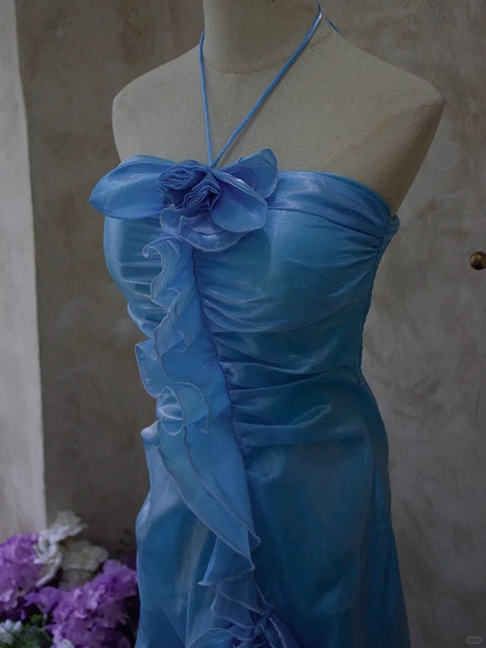 Elegante vestido de fiesta corto de gasa azul con cuello halter y escote en V ED03193