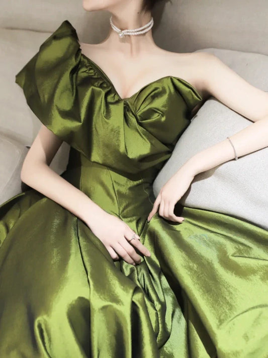 Vestido de fiesta largo de satén verde con escote en V y corte A, vestido formal largo verde ED033