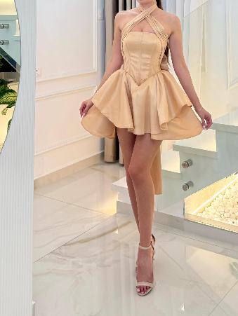 Vestido de fiesta corto de satén con corte A y escote halter, color champán, ED03361