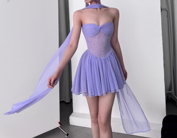 Precioso vestido de fiesta de cumpleaños corto de gasa sin tirantes, color morado, corte A, ED03369