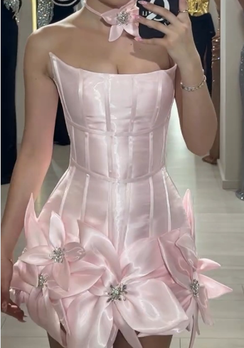Vestidos de fiesta cortos de satén con escote en V y apliques en rosa claro, impresionantes vestidos de bienvenida ED03391