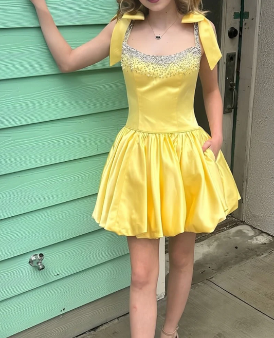 Hermoso vestido de fiesta corto de satén con tirantes amarillos, corte A, vestido de regreso a casa ED03397