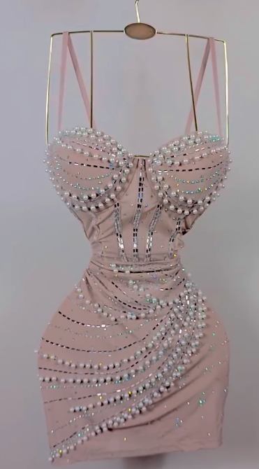 Vestido corto ajustado rosa con tirantes finos para fiesta de cumpleaños, ED03520