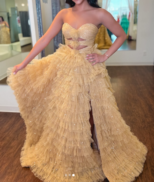 Hermosos vestidos de fiesta largos de tul con purpurina y escote en forma de corazón dorado, corte A, para quinceañera, ED03534