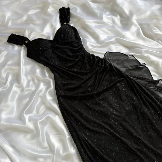 Vestido de fiesta formal de gasa con volantes y escote corazón en negro brillante ED03551