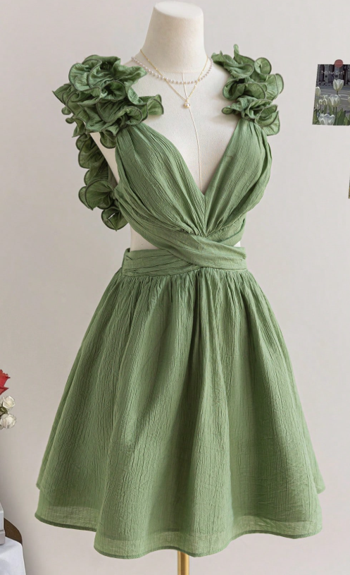 Impresionante vestido verde de fiesta de octavo grado, corte A, escote en V, espalda descubierta, vestido de cumpleaños, bonito vestido de cóctel ED03556