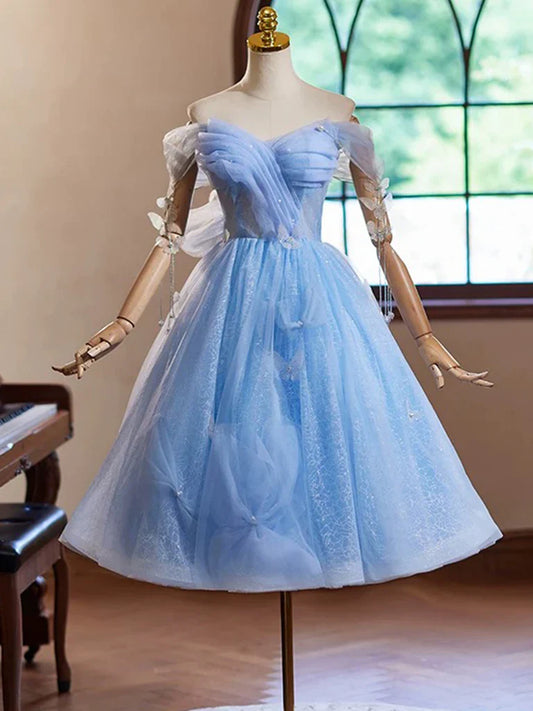 Vestido de fiesta corto azul con escote corazón, hombros descubiertos y cuentas, ED048