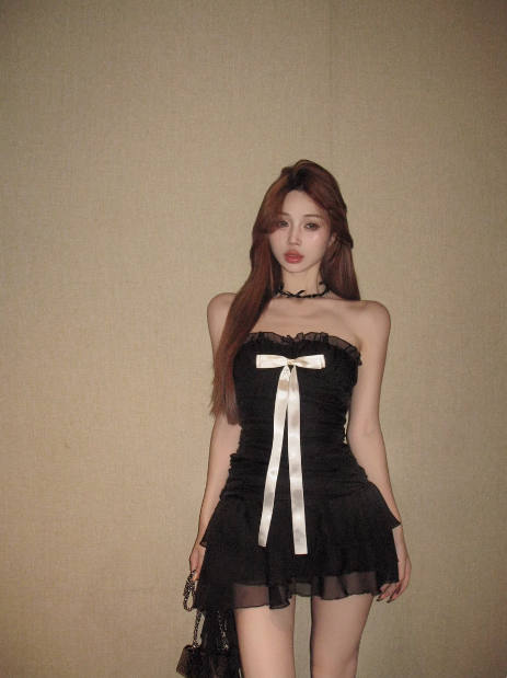 Vestido de cumpleaños negro con escote en A, sin mangas y lazo, ED0523