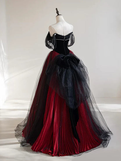 Vestido de fiesta largo de tul negro/burdeos con hombros descubiertos y corte en A ED0568