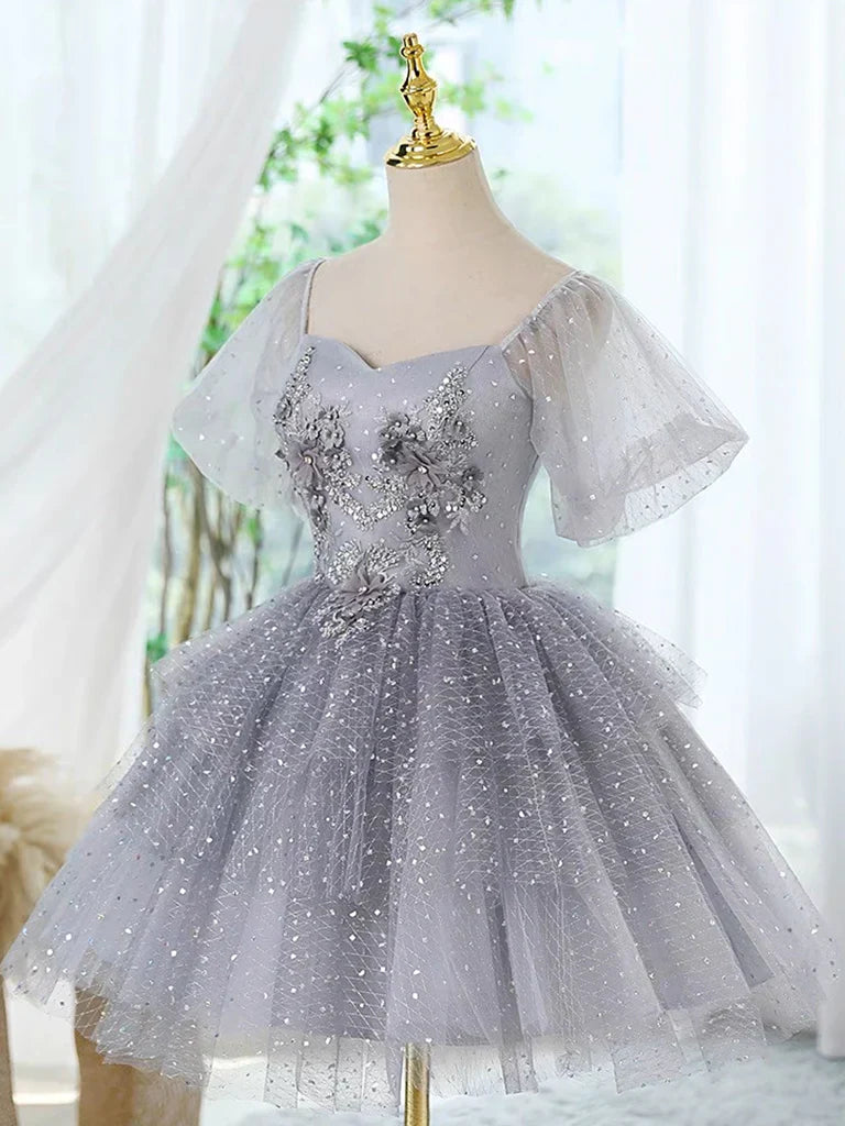 Vestido de fiesta corto gris de tul con encaje y corte en A, bonito vestido gris para el regreso a casa ED0582