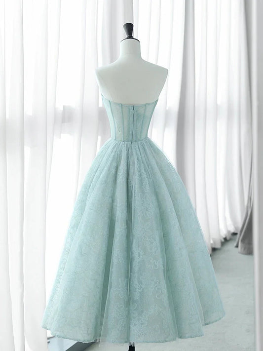 Vestido de fiesta corto azul de tul con escote corazón y encaje, corte en A, vestido formal azul ED0610