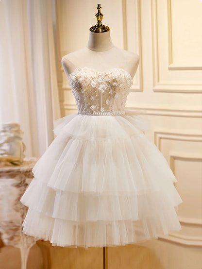 Vestido de fiesta corto de tul con escote corazón en beige, vestido de bienvenida en beige ED0636