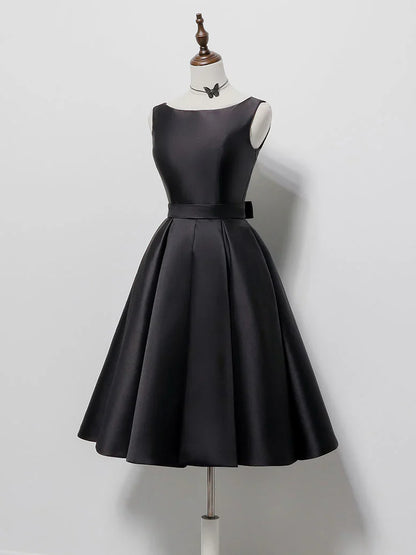 Vestido de fiesta corto de satén negro, corte A, sencillo, vestido de bienvenida negro ED0637