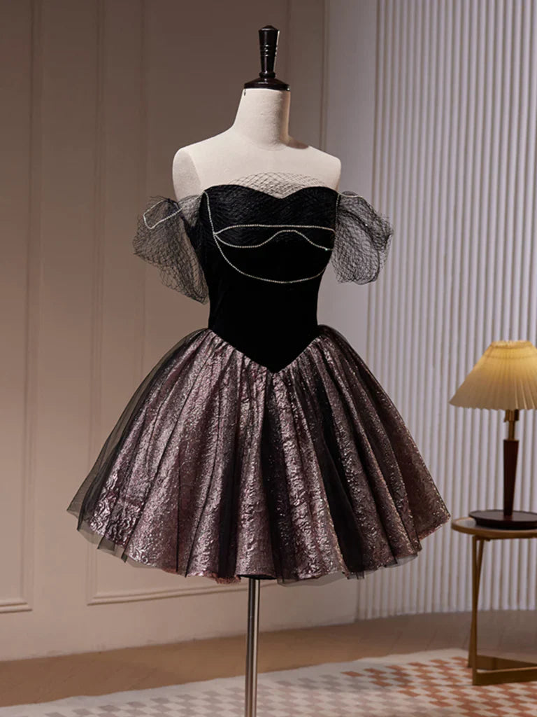 Vestido de fiesta corto negro con escote corazón, bonito vestido de bienvenida ED0655
