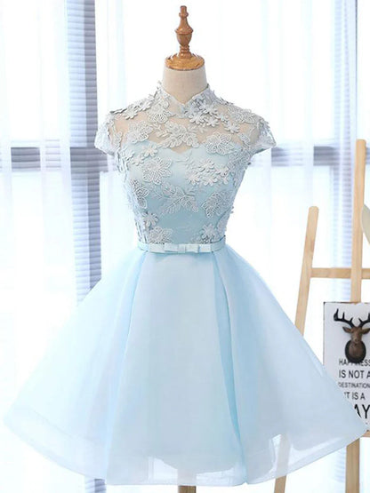 Vestido de fiesta corto azul de encaje con cuello alto y corte A, vestido de bienvenida azul ED0656