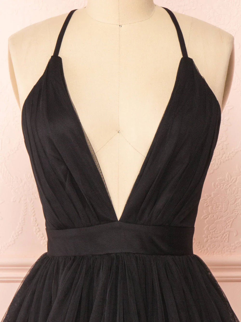 Vestido de fiesta corto negro con escote en V, sencillo, vestido de bienvenida negro ED0753