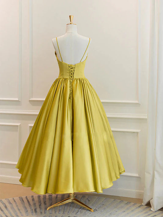 Vestido de fiesta corto sencillo de satén amarillo, vestido de dama de honor amarillo ED0754