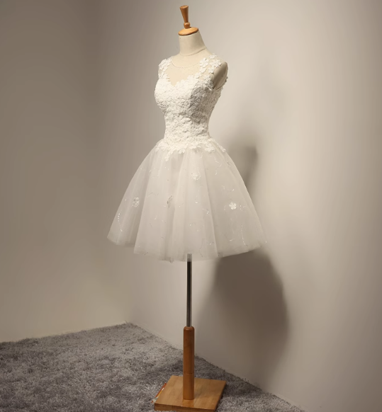 Vestido de fiesta corto de tul blanco con encaje en forma de A, vestido de dama de honor blanco ED0970