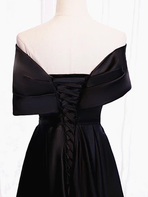 Nuevo y elegante vestido de fiesta largo con escote en A, hombros descubiertos, pliegues y escote en negro con espalda de corsé, vestidos de noche formales GG080