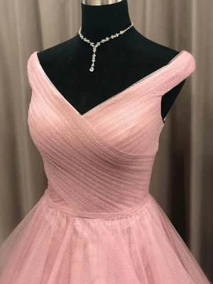 Nuevo vestido de fiesta largo de tul rosa brillante con hombros descubiertos, corte A, vestidos formales de graduación largos GG094