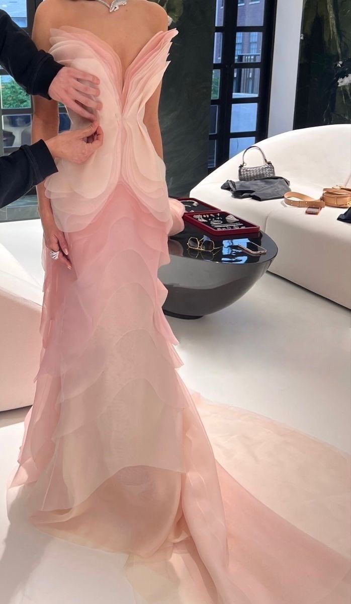 Vestido de fiesta largo de gasa con escote corazón, sin tirantes, corte A y capas, de Obsessed, vestido de noche GG1172