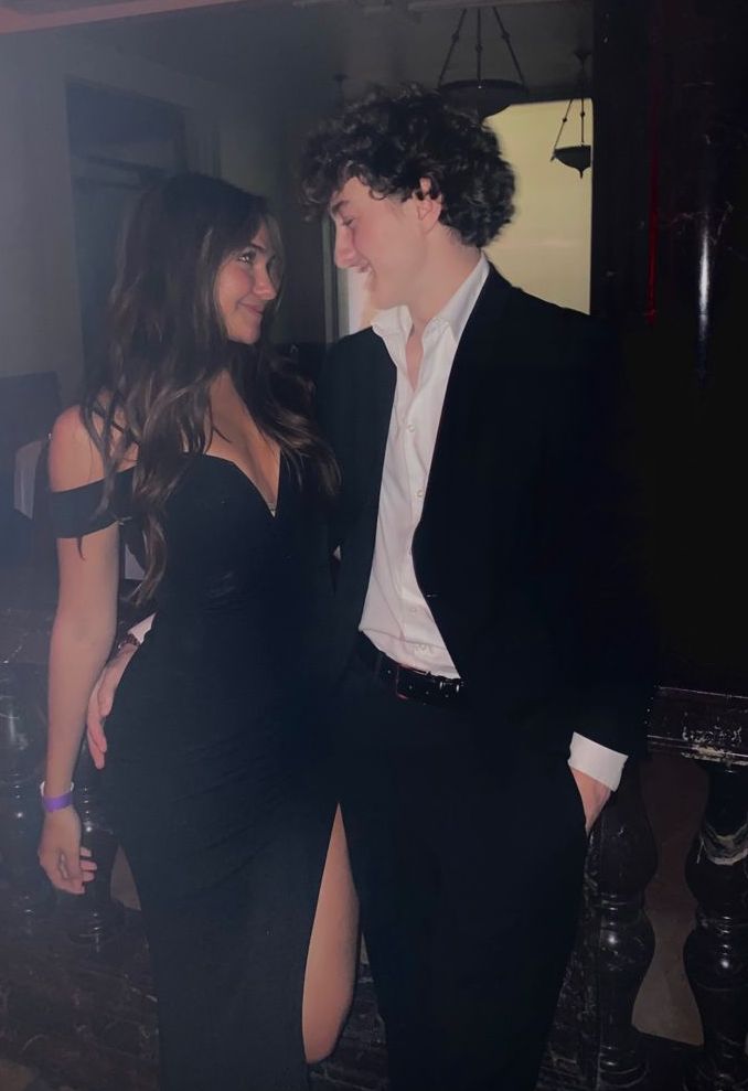 Elegante vestido de fiesta largo de satén negro con hombros descubiertos y corte sirena, vestido de noche GG1454