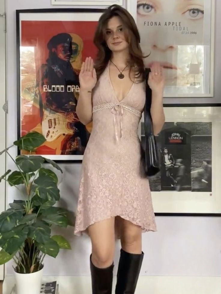 Precioso vestido de fiesta corto de satén rosa ruborizado con escote halter y corte en A, vestido de regreso a casa y vestido de noche GG1470