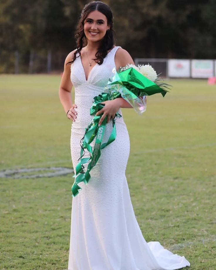 Hermoso vestido de fiesta largo de satén con escote en V y cuentas, vestido de noche GG1492