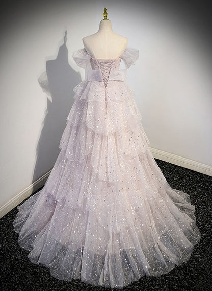 Elegante vestido de fiesta largo de tul con escote corazón, corte en A, color lila, hombros descubiertos, con cuentas y brillo. Vestidos de novia color lila. Vestidos de noche GG164.