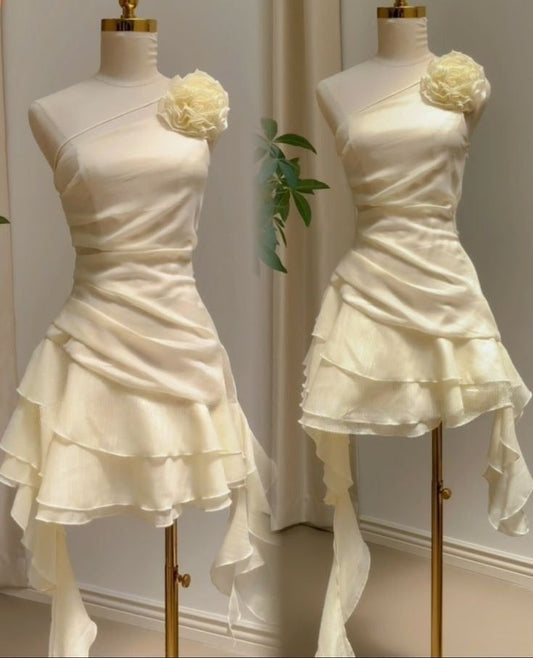 Vestido de fiesta corto elegante de gasa color marfil con un solo hombro, vestido de regreso a casa y vestido de noche GG1808