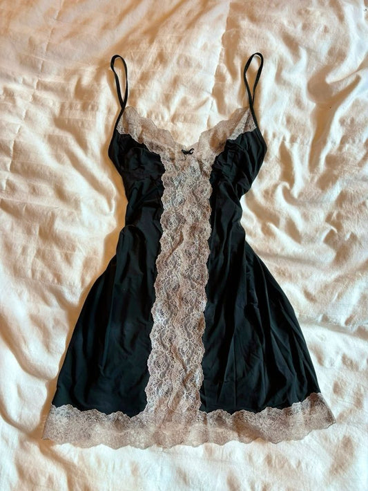 Vestido de fiesta corto con corte en A, tirantes finos y encaje de satén negro, vestido de regreso a casa o vestido de noche GG1815