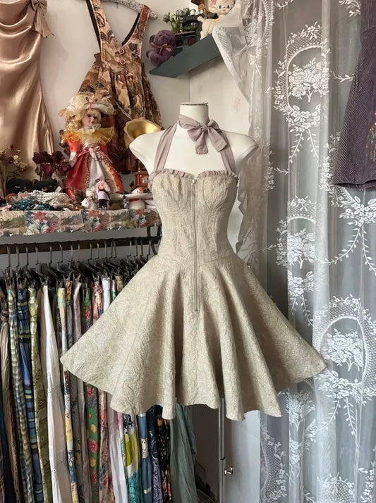 Hermoso vestido de fiesta corto de satén con escote halter y corte en A, vestido de bienvenida y vestido de noche GG1878