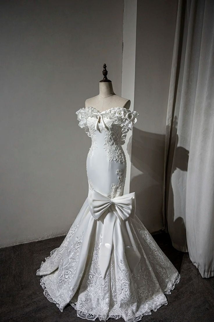 Hermoso vestido de fiesta largo de satén blanco con hombros descubiertos y encaje, vestido de novia y vestido de noche GG2000