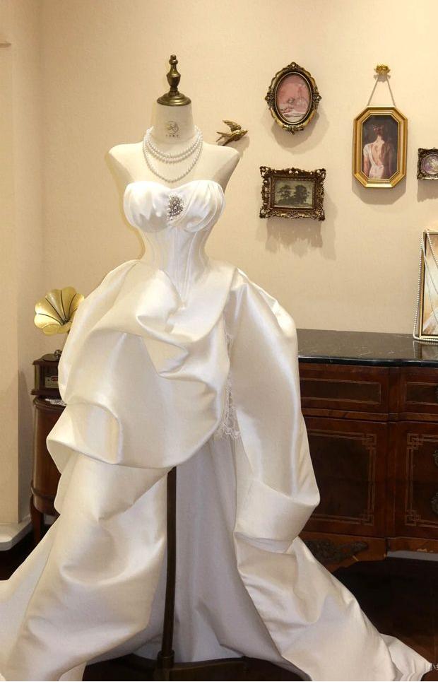 Hermoso vestido de fiesta largo de satén blanco sin tirantes, corte A, para novia o noche, GG2033