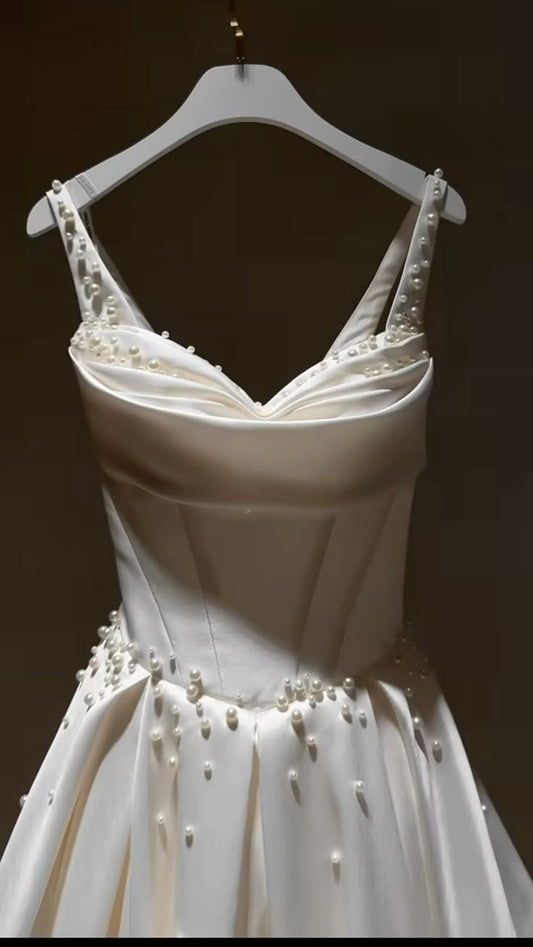 Vestido largo de satén blanco con tirantes finos, corte A, con perlas, para fiesta de graduación o de noche, GG2327