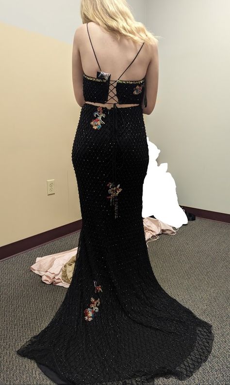 Hermoso vestido de fiesta de sirena con tirantes finos, tul negro, lentejuelas, apliques de cuentas y abertura, traje de fiesta GG2401
