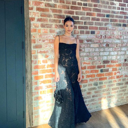 Vestido largo elegante de encaje negro con tirantes finos, corte A, para fiesta de graduación o noche (GG2517)