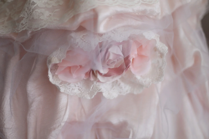 Impresionante vestido de fiesta largo sin tirantes con encaje de tul y satén, flores, para graduación, fiesta o noche GG2578