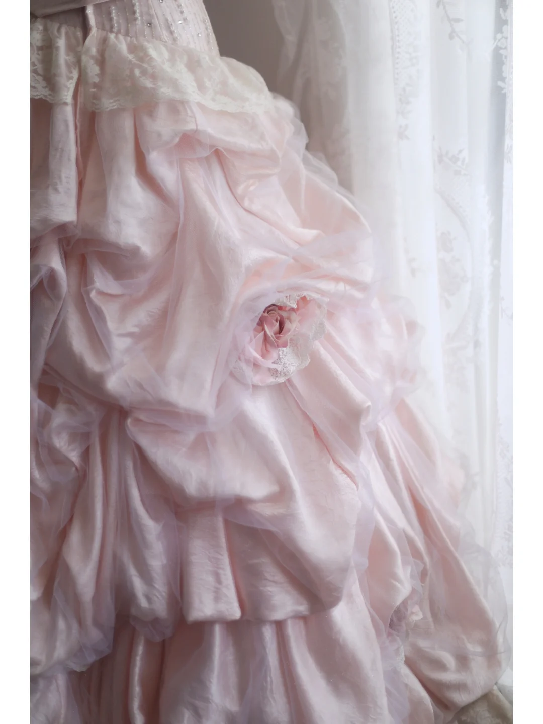 Impresionante vestido de fiesta largo sin tirantes con encaje de tul y satén, flores, para graduación, fiesta o noche GG2578