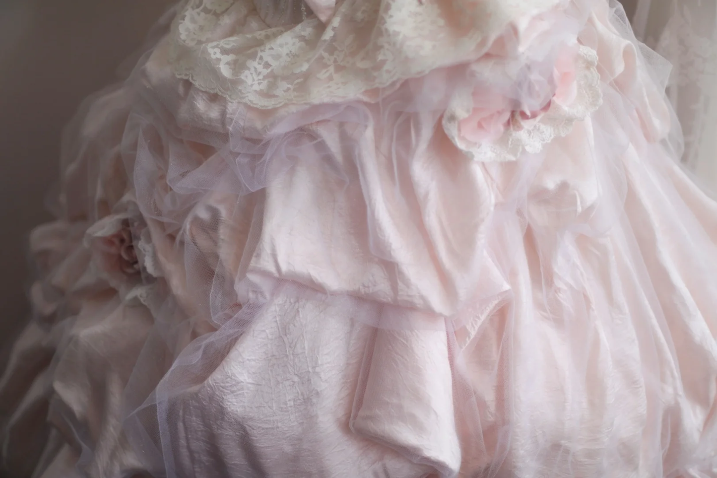 Impresionante vestido de fiesta largo sin tirantes con encaje de tul y satén, flores, para graduación, fiesta o noche GG2578