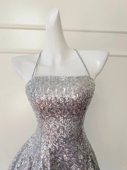 Vestido de fiesta corto con lentejuelas plateadas, corte A brillante, estilo halter, para regreso a casa y cumpleaños GG2622