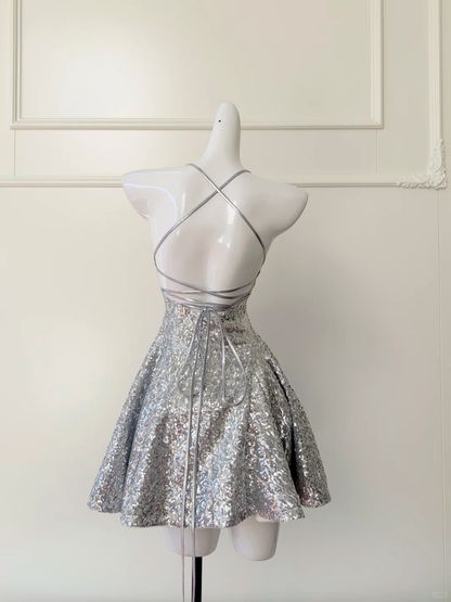 Vestido de fiesta corto con lentejuelas plateadas, corte A brillante, estilo halter, para regreso a casa y cumpleaños GG2622