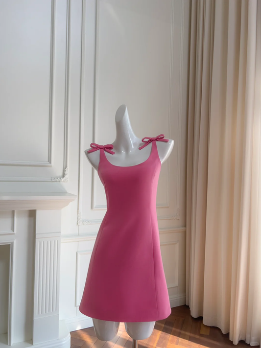 Vestido de fiesta corto de satén rosa intenso con tirantes finos, corte A, para regreso a casa y cumpleaños GG2640
